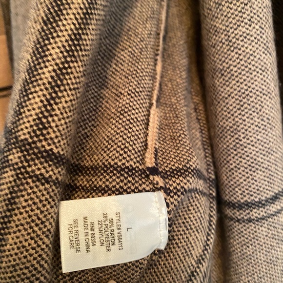 Adrienne Vittadini Tan and Black Plaid Cardigan with Fringe - Picture 5 of 14